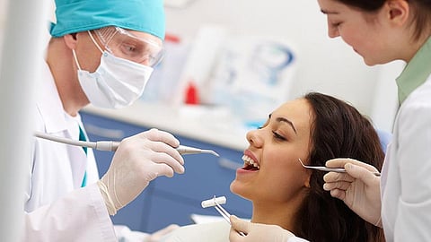 مخاطر تسوس أسنان على المرأة الحامل