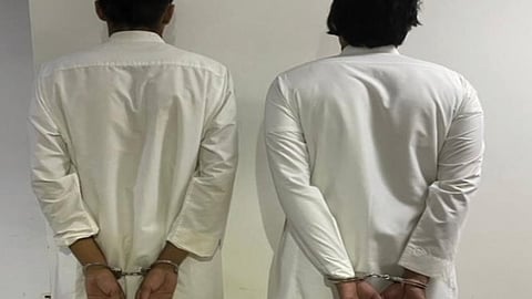 القبض على مخالفين