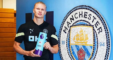 هالاند يفوز بجائزة لاعب الشهر في الدوري الإنجليزي