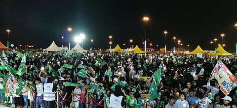 جانب من تفاعل المواطنين مع احتفالات أمانة العاصمة المقدسة باليوم الوطني