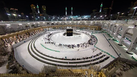 الطواف