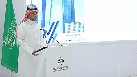 جانب من توقيع الاتفاقية