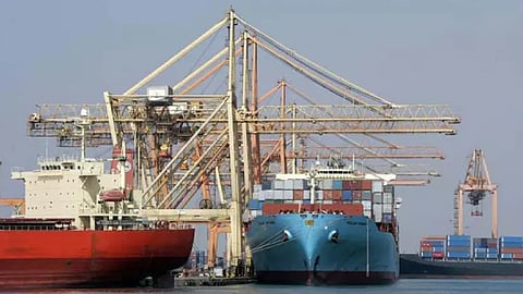 مناولة 16 مليون طن من المواد الغذائية