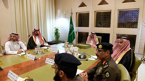 الأمير فيصل بن بندر يطلع على استعدادات هيئة الترفيه لموسم الرياض 2022