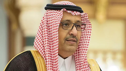 أمير الباحة للمعلمين والمعلمات في يومهم العالمي: تحملون أمانة عظيمة