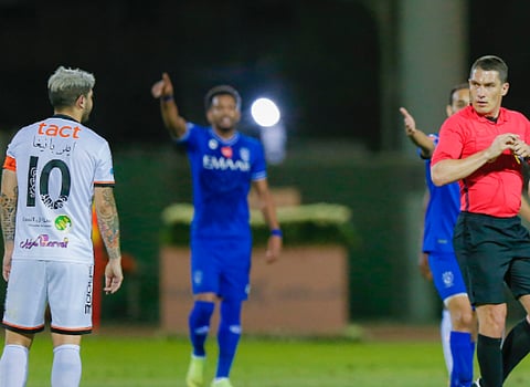 ديربي مثير بين الهلال والشباب