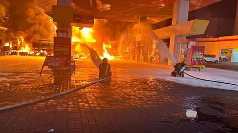 حريق ناقلة وقود بالمدينة