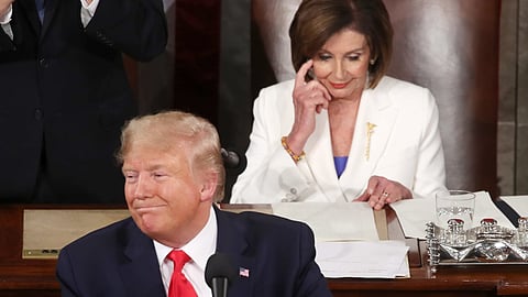 ترامب يصف نانسي بيلوسي بكلمة بذيئة