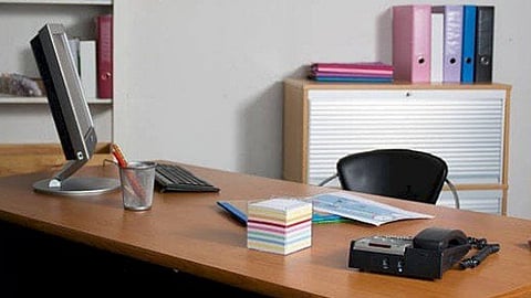 التغيب عن العمل