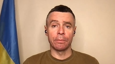 مستشار وزير الدفاع الأوكراني يوري ساك