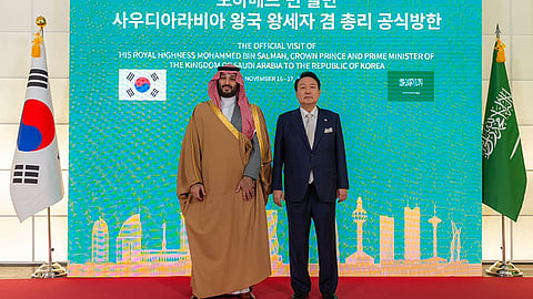 بالصور.. ولي العهد يعقد جلسة مباحثات رسمية مع رئيس كوريا الجنوبية