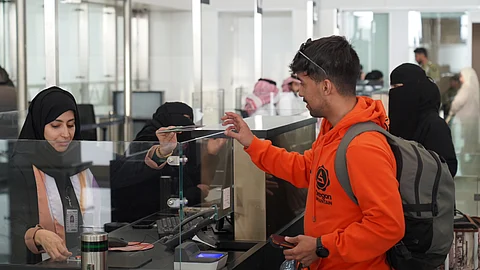 جوازات مطار الملك خالد