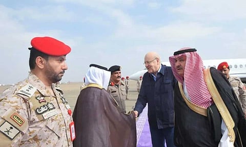 رئيس الوزراء اللبناني يزور المسجد النبوي