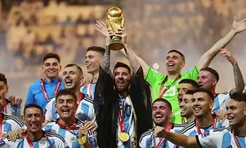 ماتيوس يتغزل في ميسي بعد تتويجه بالمونديال وتحطيم رقمه القياسي