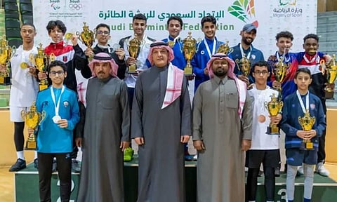 بمشاركة 32 لاعبًا.. اختتام بطولة النخبة للريشة الطائرة