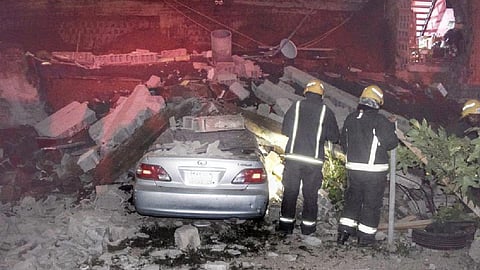 انهيار جدار بجدة