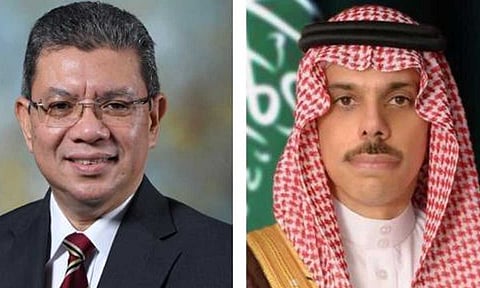 وزير الخارجية يبحث مع نظيره الماليزي سبل تعزيز العلاقات الثنائية هاتفياً