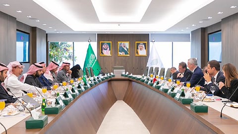 القصبي يبحث مع وزير الاقتصاد الفرنسي