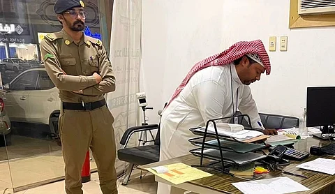 إغلاق مكتب تأجير سيارات بالدمام