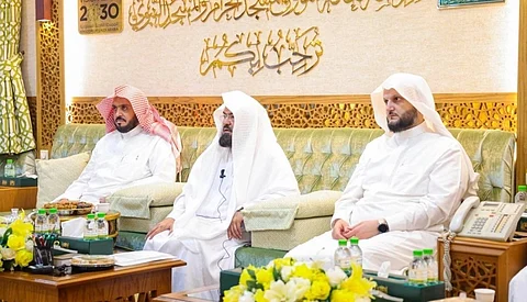 اجتماع السديس مع القيادات