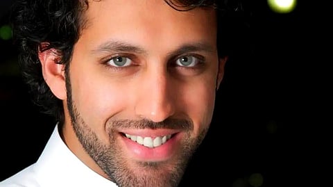 الفنان خالد يسلم