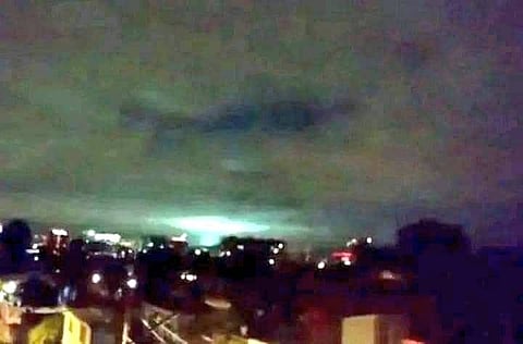 ظاهرة البرق الزلزالي