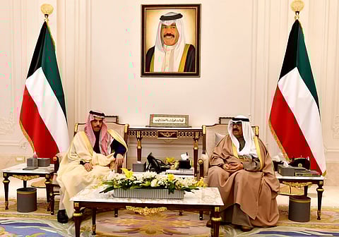جانب من لقاء وزير الخارجية وولي عهد الكويت
