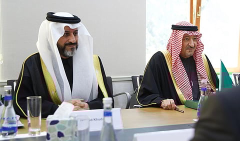 الخريجي في باكو