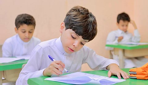 اختبارات الطلبة - أرشيفية