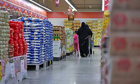 إقبال على الشراء وزحام بأسواق الحدود الشمالية مع اقتراب شهر رمضان