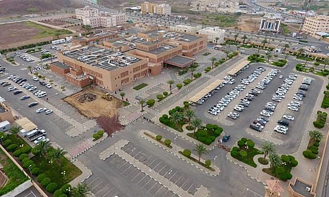 "الصحة": 4901 عملية جراحية بمستشفى محايل خلال 2022