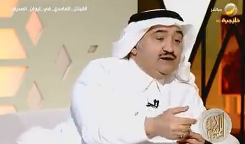 الكاتب قينان الغامدي يروي تفاصيل قصة الخبر الذي أدخله «سجن الرويس»