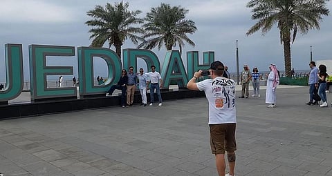 السيّاح الأجانب في جدة