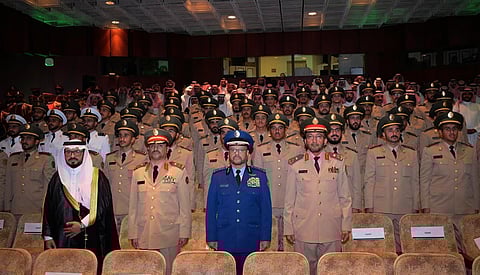 حفل تخريج دورة التأهيل العسكري للأطباء