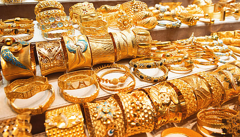 مشغولات ذهبية _أرشيفية