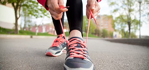 شروط اختيار حذاء المشي