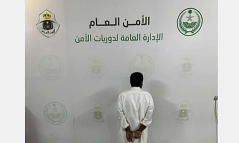 القبض على مواطن أتلف جهاز رصد آلي في الرياض