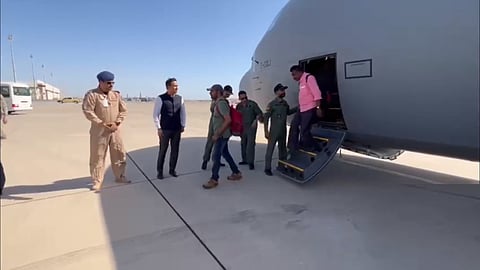 وصول طائرة هندية