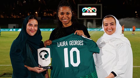 لمياء بن بهيان مع لورا جورجيس