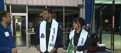 وصول علي القرني وريانة برناوي إلى هيوستن