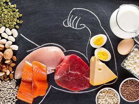 للرياضيين.. «الغذاء والدواء» توضِّح كميات الجرعة الموصي بها من البروتين