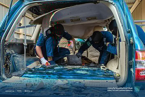 «الجمارك» تحبط تهريب أكثر من 293 ألف حبة كبتاجون و77 كيلوجرامًا من الحشيش