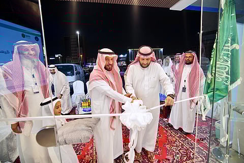 رئيس مجلس إدارة جمعية الأوقاف الصحية يفتتح فرع الجمعية بجامع الفرقان بغرب الدمام