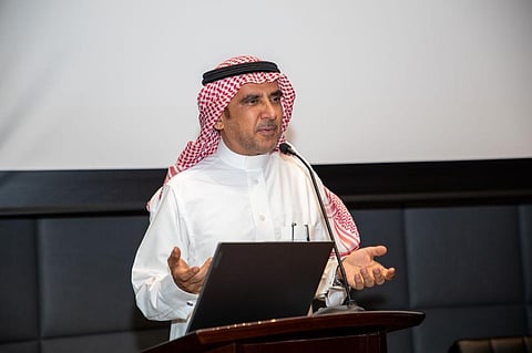 الدكتور احمد العيسى