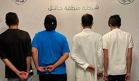 القبض على 4 مواطنين