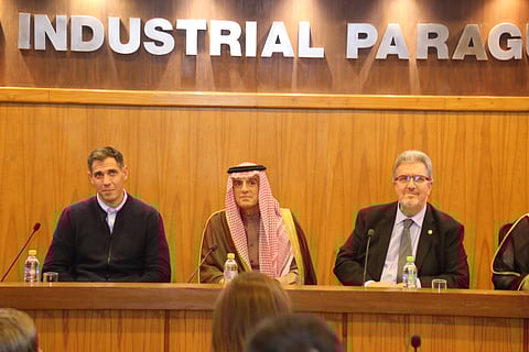 عادل الجبير خلال الزيارة