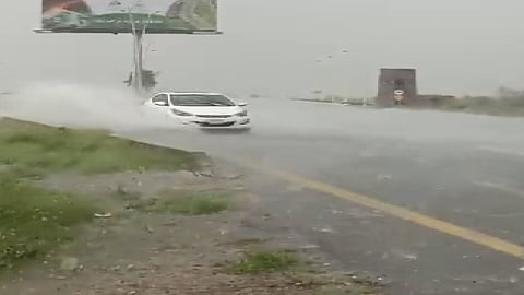أمطار غزيرة بجازان