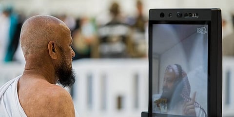 الرد على أسئلة واستفسارات ضيوف الرحمن