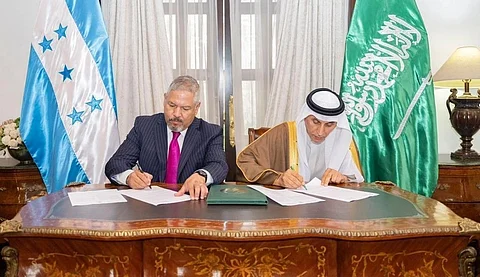 مركز الملك سلمان للإغاثة يقدم دعمًا ماليًا للإسهام في تغطية الاحتياج الإنساني في هندوراس