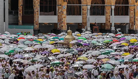 حجاج بيت الله الحرام